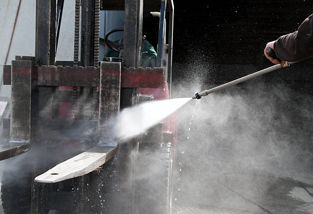 Best Roof Washing  in Milledgeville, GA